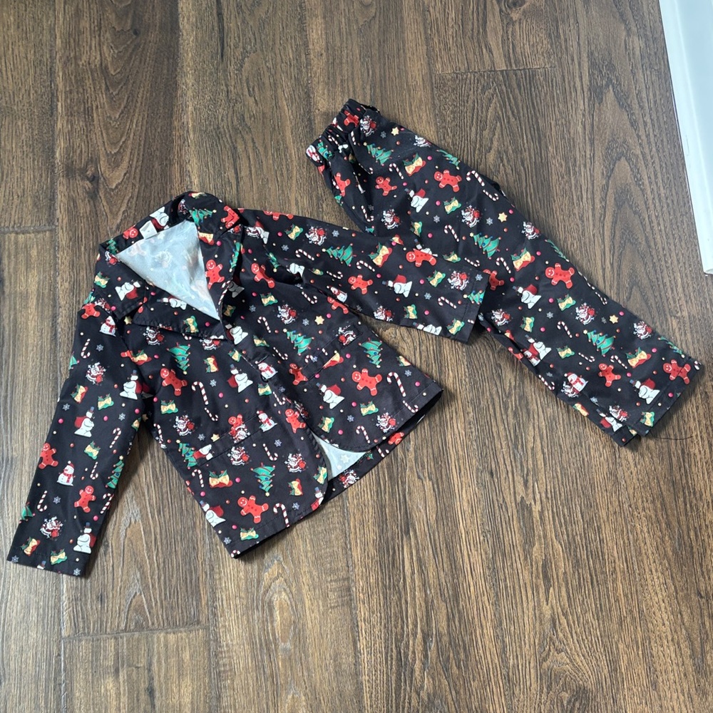 SHEIN Black Festive kids Christmas suit